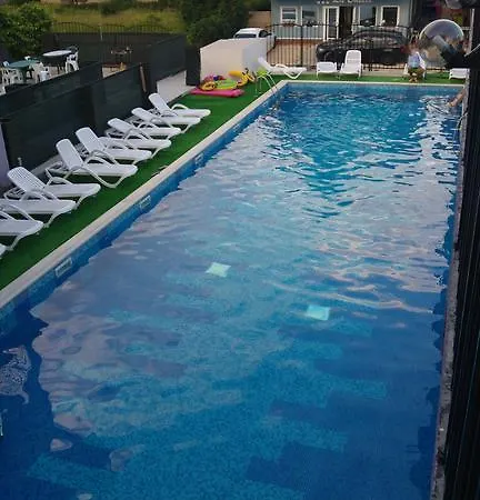 Pensiunea La Castel - Piscina Incalzita Gasthof Costinești