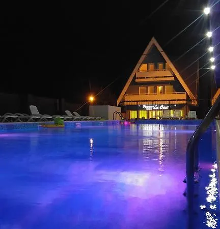 Affittacamere Pensiunea La Castel - Piscina Incalzita 3*