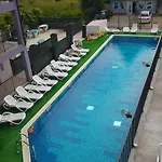 Pensiunea La Castel - Piscina Incalzita Guest house Costinesti