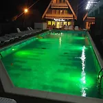 Pensiunea La Castel - Piscina Incalzita 3* Costinesti