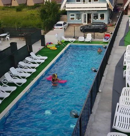 Pensiunea La Castel - Piscina Incalzita Pensiune 3*