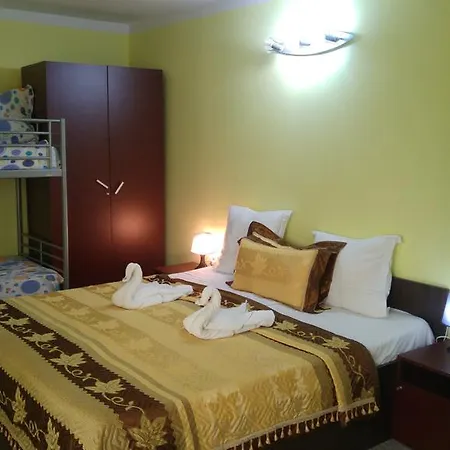 Pensiunea La Castel - Piscina Incalzita 3* Costineşti