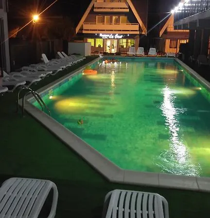 Pensiunea La Castel - Piscina Incalzita Gasthuis Costinesti