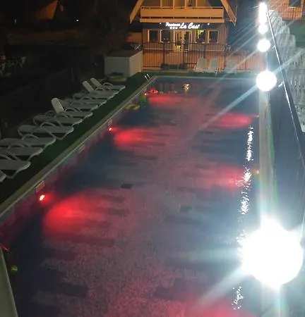 Pensiunea La Castel - Piscina Incalzita Pensiune 3*